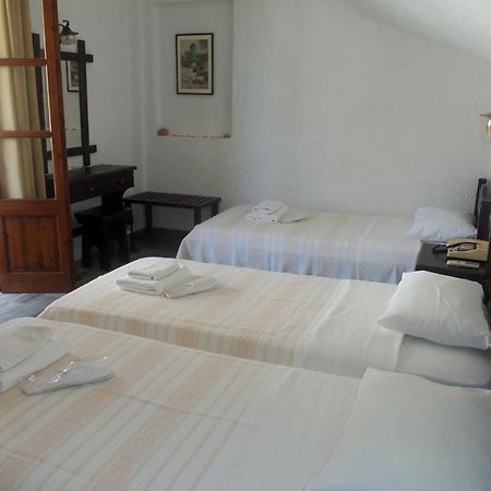 Alexandros Hotel Grikos Bay  الغرفة الصورة